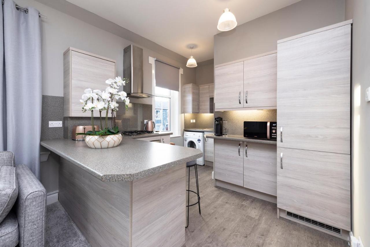 Stylish George Street Apartment Peebles Exterior photo